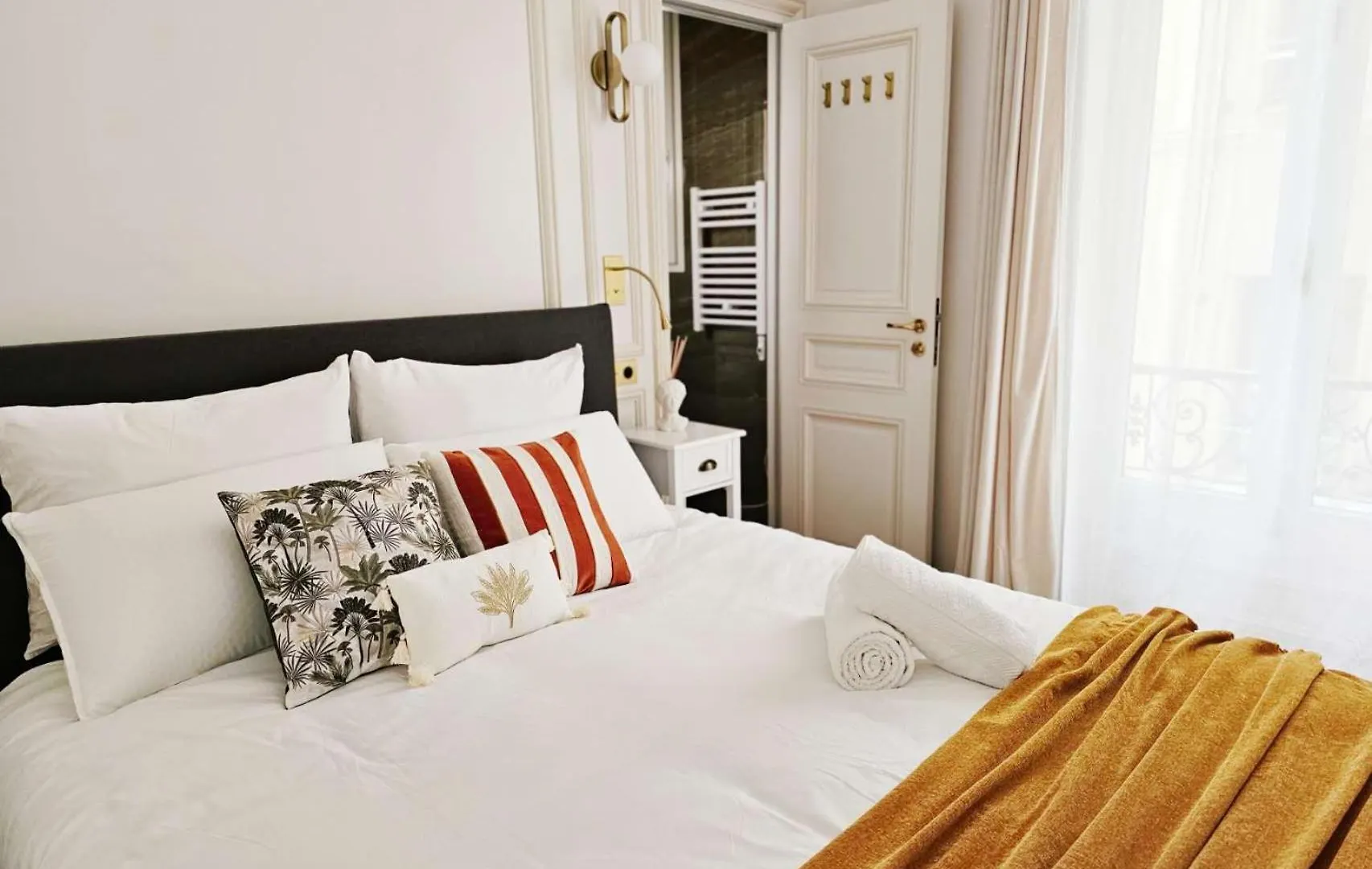 Appart Porte Saint Cloud Proche Tour Eiffel Paris 0*,  France