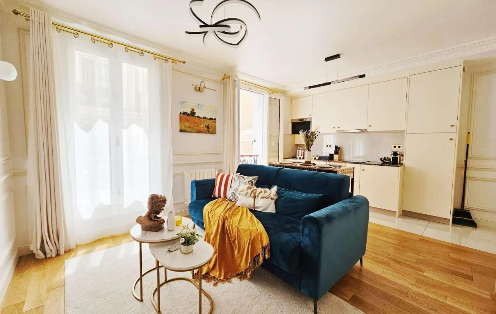 Apartment Appart Porte Saint Cloud Proche Tour Eiffel Paris France