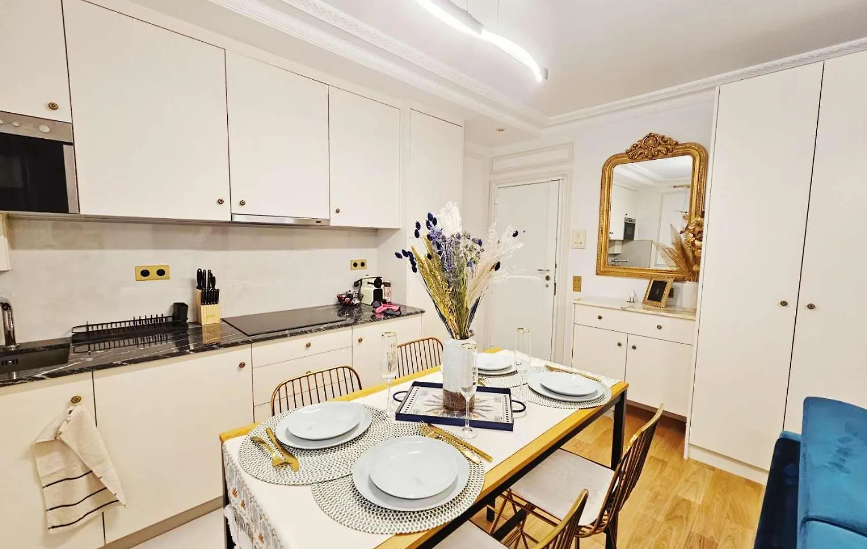 Apartment Appart Porte Saint Cloud Proche Tour Eiffel Paris